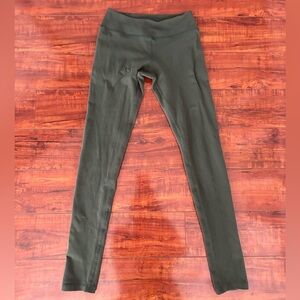Beyond yoga women’s green workout activewear yoga ankle leggings size small